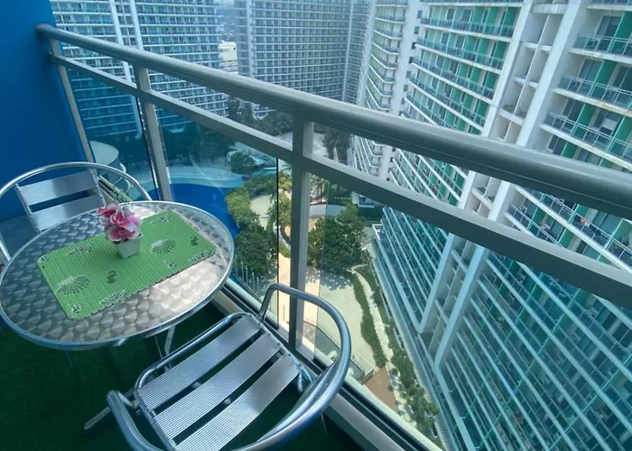 Azure Staycation In Paranaque View 招待所 马尼拉
