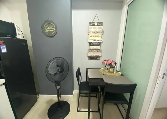 Azure Staycation In Paranaque View 招待所 *