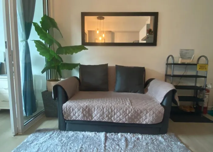 Azure Staycation In Paranaque View * 马尼拉